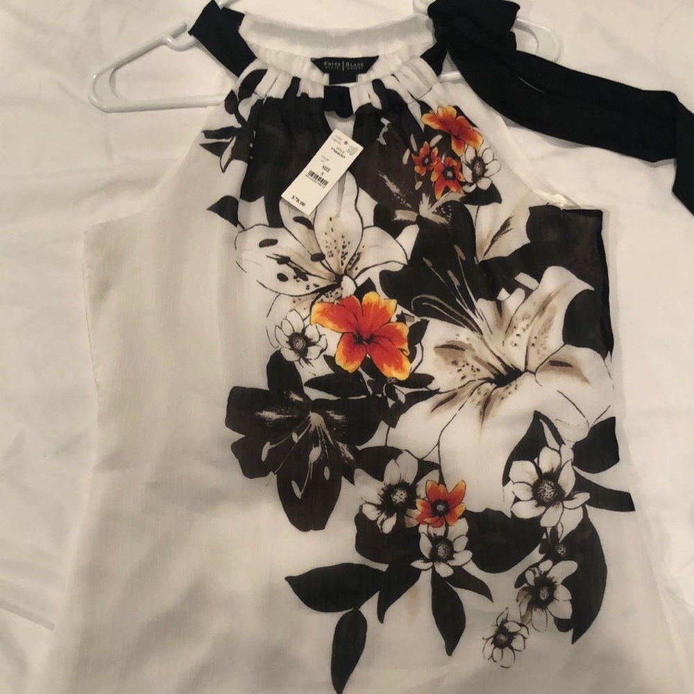 Sleeveless Blouse
